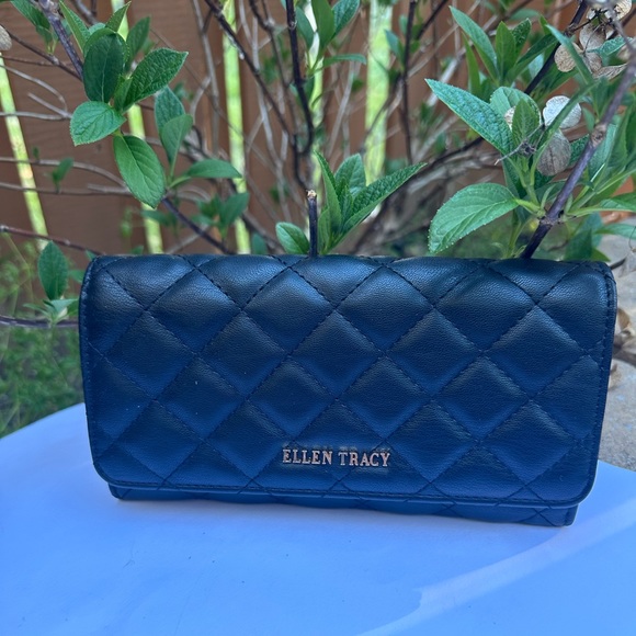Ellen Tracy Bags Ellen Tracy Black Quilted Wallet Poshmark